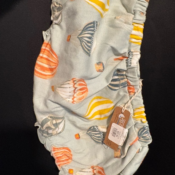 Milkbarn ruffled shorts - Picture 6 of 6